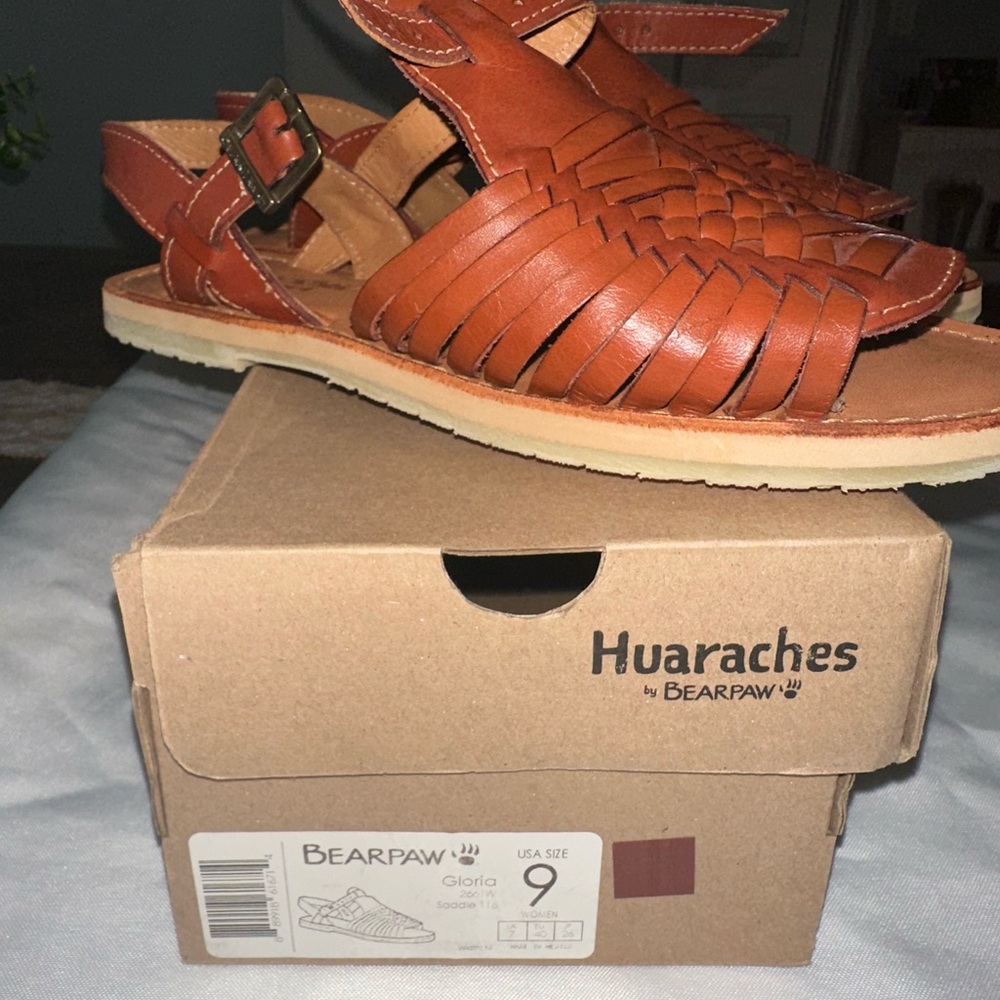 Bearpaw Men's Tan Huarache Sandals